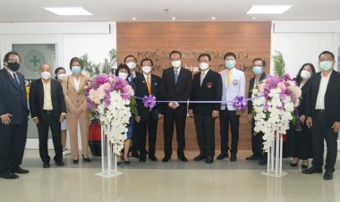 มูลนิธิร่วมทางฝัน โดย SENA ส่งมอบหอผู้ป่วยวิกฤติธัญลักษณ์