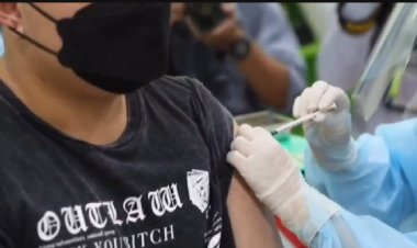 บรรยากาศเด็กนักเรียนอายุ 12-18 ฉีดวัคซีนไฟเซอร์ วันแรก เตรียมต้อนรับเปิดเทอม