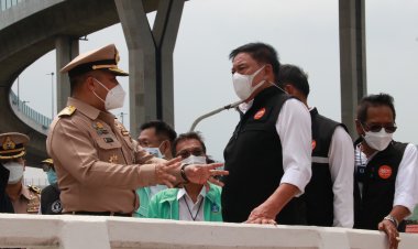 พ่อเมืองปากน้ำลงตรวจเยี่ยมการติดตั้งเรือผลักดันน้ำ