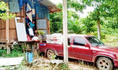 ชาวบ้านร้องทุกข์ !  ขนข้าวเปลือกหนีโขลงช้างป่าทับลานแล้วหลังถูกปล้นยุ้งฉางข้าว 3วันซ้อน ๆ  ขณะทาง อ.นาดีประกาศเป็นเขตภัยพิบัติให้ อปท.เยียวยา