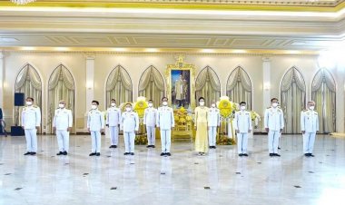 นายกรัฐมนตรีเป็นประธานพิธีวางพวงมาลา และถวายบังคม เนื่องในวันคล้ายวันสวรรคตพระบาทสมเด็จพระบรมชนกาธิเบศร มหาภูมิพลอดุลยเดชมหาราช บรมนาถบพิตร 13 ต.ค.2564