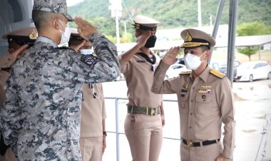 Surprise check  เรือหลวงตากสิน  เรือ ต.992 และ เรือ ต.82