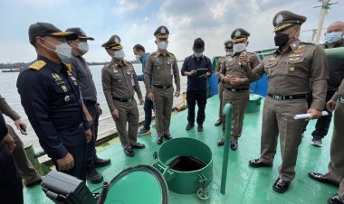 รอง ผบ.ตร.รุดแถลงผลการจับเรือบรรทุกน้ำมันดีเซลเถื่อน 4 แสนลิตร (มีคลิป)