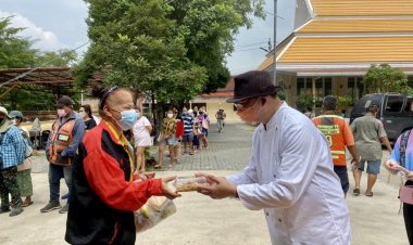 ปั่นน้ำใจแจกข้าวกล่องช่วยประชาชน ฝ่าวิกฤตโควิด-19