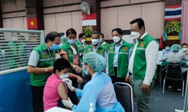 ตากฉีดวัคซีน Pfizer ให้เด็กนักเรียนอายุ 12-18 ปี กว่า 2,000 คน