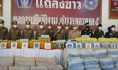 ผบช.ภ.5 ทลายแก๊งค้ายาเสพติด 2 รายสำคัญเชียงราย-ยึดของกลางล็อตใหญ่ (มีคลิป)