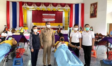 เลือดขาดแคลน!นอภ.โพธิ์ศรีสุวรรณนำคณะลงพื้นรับบริจาคโลหิต