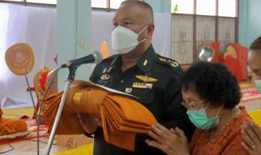 แม่ทัพภาคที่ 4 เป็นประธานทอดกฐินสามัคคี ณ วัดไพโรจน์ประชาราม(วัดปลายนา)รือเสาะ