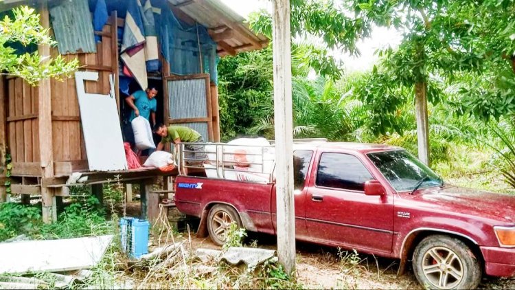 ชาวบ้านร้องทุกข์ ! ขนข้าวเปลือกหนีโขลงช้างป่าทับลานแล้วหลังถูกปล้นยุ้งฉางข้าว 3วันซ้อน ๆ ขณะทาง อ.นาดีประกาศเป็นเขตภัยพิบัติให้ อปท.เยียวยา