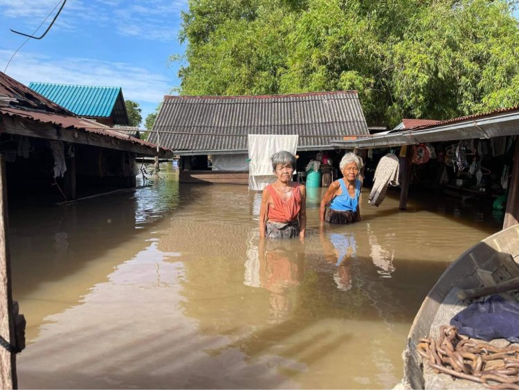 อยุธยาประกาศเขตภัยพิบัติน้ำท่วม 14 อำเภอเดือดร้อน 55,367 ครัวเรือน