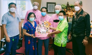 "หนานรัตน-หมอตอไม้-เจ๊นภา"  นำทีมอวยพร วันคล้ายวันเกิด นายกเทศมนตรีนครแม่สอด