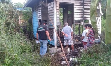สลด!ไฟไหม้บ้านลุงวัย 64 ปีช่วยไม่ทันถูกย่างสดคาบ้าน (มีคลิป)