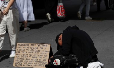 คนเร่ร่อนเกลื่อนสหรัฐฯต้องอาศัยอยู่ตามท้องถนน