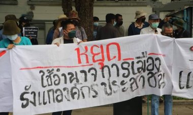กลุ่มองค์กรพัฒนาชุมชน บุกทำเนียบ ยื่น 5 ข้อเสนอถึง นายกรัฐมนตรี ถามความจริงใจแนวทางบริหารประเทศ