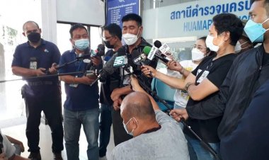 "สมรักษ์ คำสิงห์" เข้าให้ปากคำพนักงานสอบสวน ที่สน.หัวหมาก คดี สจ.ดำ ฆ่ายกครัวเสียชีวิต รวม 4 ราย