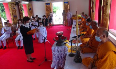 ในหลวงทรงพระกรุณาโปรดเกล้าฯ พระราชทานผ้าพระกฐินวัดพุทธาธิวาส พระอารามหลวง