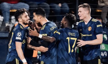 คืนฟอร์มเก่ง!"โรนัลโด้-ซานโช"ฮีโร่พา"ผี"บุกจมเรือดำน้ำ 2-0