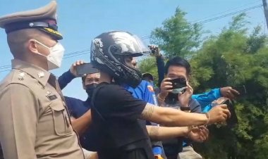 ตร.ปราจีนฯนำผู้ต้องหาฆ่าปาดคอกระเทยโยนทิ้งคลอง  ทำแผนรับสารภาพ  ประดาน้ำงมหามีดกว่า 20 นาที