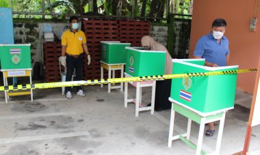 ชาวยะลาตื่นตัวหลังไม่ได้เลือกมา 7 ปีฝ่าฝนใช้สิทธิ์เลือกตั้ง อบต.