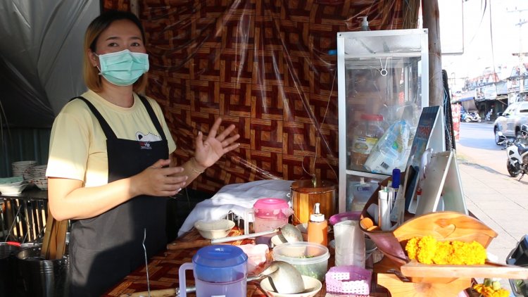 คนร้ายฉกพระเลี่ยมทอง 3 องค์ร้านก๋วยเตี๋ยวหนีลอยนวลวอนตร.เร่งจับกุมดำเนินคดี(มีคลิป)