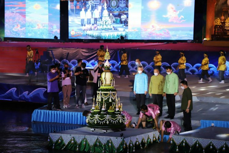 มหัศจรรย์ 2 ริมฝั่งแม่น้ำปิง ประเพณีลอยกระทงสายไหลประทีป 1,000 ดวงเมืองตาก