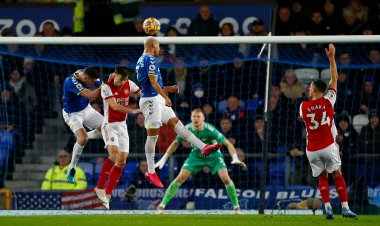 สาวก"ทอฟฟี่"เฮทดเจ็บยิงแซงดับ "ปืนใหญ่" 2-1 ศึกพรีเมียร์ลีก อังกฤษ