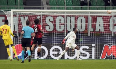 "ลิเวอร์พูล"บุกสอย"เอซี มิลาน"2-1ทีมแรกลิ่ว ชปล. แบบชนะ 100%