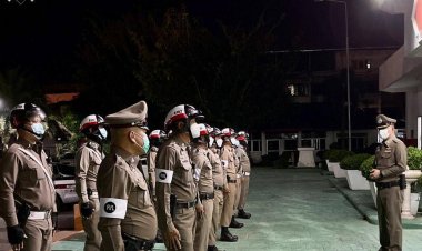 ตาก-แม่สอด1 ปล่อยแถวตำรวจจราจรรับมือช่วงเทศกาลปีใหม่