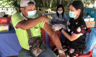 ชาวเบตงแห่ฉีดวัคซีนกระตุ้นเข็ม 3  สู้"โอมิครอน"