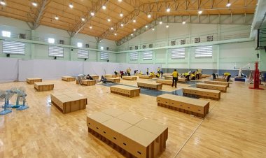 อำนาจเจริญระทึกชาวบ้านผวา สสจ.ชี้เอาไม่อยู่เดินทางกลับมากเกินแค่ 2วันก่อนวันสิ้นปี ตายเพิ่ม1ติดเชื้อโควิค กว่า60ราย คาดมีเชื้อตัวใหม่โอมิครอนกว่าครึ่งรอผลอีก7วันผู้ว่าฯเร่งเปิด รพ.สนามเพิ่มจ้าละหวั่น