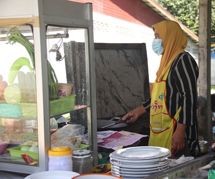 ร้านอาหารตามสั่งรือเสาะรายได้วูบหลังคนร้ายบึ้มชุดรปภ.พระ