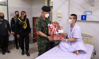 เลขาฯกอ.รมน.ภาค4ลงพื้นที่เยี่ยมให้กำลังใจเหตุการณ์รุนแรงพื้นที่ระแงะ