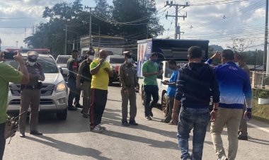 ชุมพรดุ! คนร้ายขี่มอเตอร์ไซค์ยิงรถหาเสียง 'พรรคกล้า'