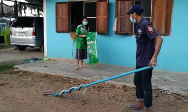 สาวขนลุก!!งูสิงดงเลื้อยเข้า ออกบ้าน ถึง 3 รอบ