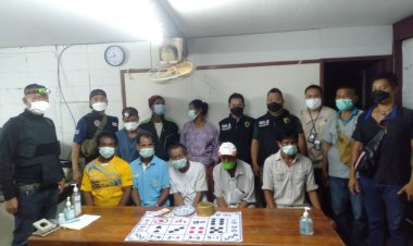 ปลัดอำเภอขุนหาญนำกำลังตะครุบเซียนพนันไฮโลโปปั่น