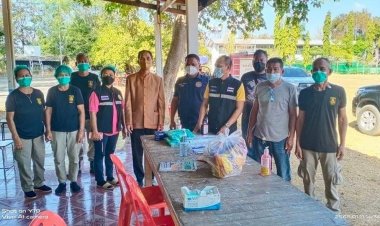 นอภ.อุทุมพรพิสัย นำคณะตรวจเยี่ยมเจ้าหน้าที่ศูนย์พักคอย