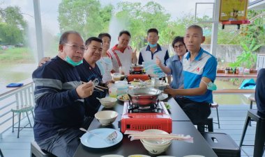 กลุ่มเพื่อน 26 เซนด์หลุยส์พบปะ-ทานอาหารร้านก๋วยเตี๋ยวเรือลุงอี๊ด