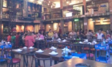 ตอนนี้โควิดยังไม่พีค!สธ.สั่งจับตาหลังผ่อนปรนนั่งดื่มกินลากยาวถึง5ทุ่ม