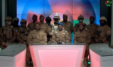 กองทัพบูร์กินาฟาโซก่อรัฐประหาร-จับผู้นำหลังเกิดเหตุจราจลรุนแรง