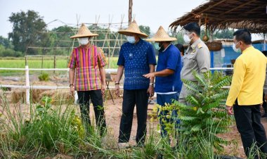 ผู้ตรวจการมท.ลงพื้นที่กระตุ้นขรก.ยกระดับคุณภาพชีวิตชุมชนทุกด้าน