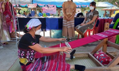 ยลโฉม! แฮนด์เมด ต้าโอ้มู  ผ้าทอกะเหรี่ยง