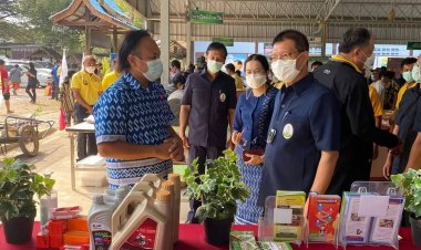 พ่อเมืองปราจีนบุรีเดินหน้าโครงการเกษตรเคลื่อนที่แก้ปัญหาเกษตรกร(ชมคลิป)