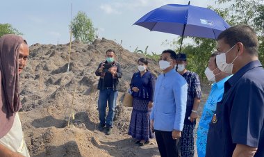 เกษตรทฤษฎีใหม่ประยุกต์สู่”โคก หนอง นา โมเดล”ตำบลบึงกาสาม