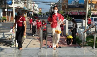 แห่ไหว้ขอพรศาลเจ้าพ่อหลักเมือง-ศาลเจ้าแม่ทับทิม -ศาลเจ้าพ่อเสือ(มีคลิป)