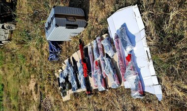 ผกก.สภ.แม่สอด ร่วม นอภ.=ทหาร ตรวจยึดอาวุธปืน 7 กระบอก 