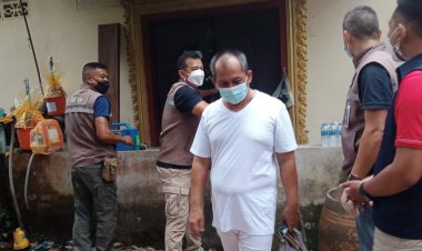 จับสึกพระทำร้าบุพาการี-ค้นกุฎิยึดปืน-เงินล้าน