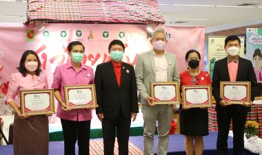 อยากแก้มแดง!สธ.แนะสาวไทยรับประทานอาหารให้ครบ 5 หมู่