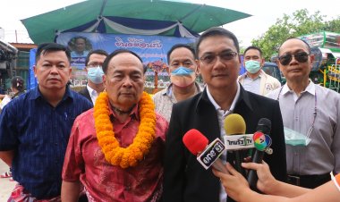 'นราพัฒน์' ผช.รมต.เกษตรพบกลุ่มเกษตรกรแปลงใหญ่เป็นนิติบุคคลวอนรัฐช่วยยกเว้นภาษี(ชมคลิป)