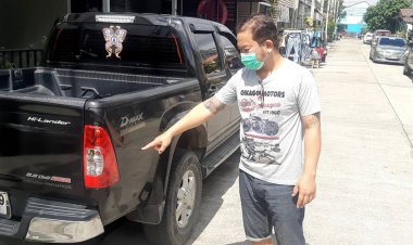 หนุ่มนักเบียดเจอบีบแตรใส่ หัวร้อนใช้มีดไล่ฟันรถพังยับ(ชมคลิป)