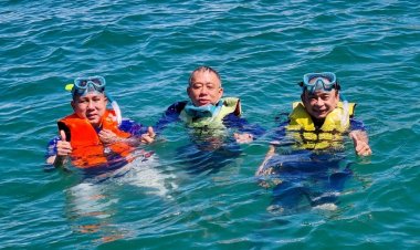 ผู้ตรวจราชการมท.ลุยโปรโมทท่องเที่ยวเกาะสีชัง-เกาะขาม